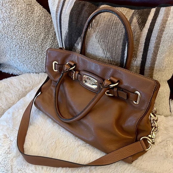 Micheal Kors Hobo Purse - Picture 4 of 11